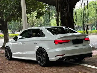 2017 Audi A3 III (8V) Рестайлинг, белый, 1500000 рублей, вид 5