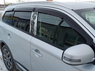 2019 Mitsubishi Outlander III Рестайлинг 3, серебристый, 2350000 рублей, вид 5