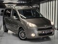 2013 Peugeot Partner II Рестайлинг, бежевый