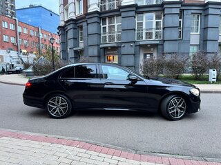 2021 Mercedes-Benz E-Класс 200 V (W213, S213, C238) Рестайлинг, чёрный, 4000000 рублей, вид 5