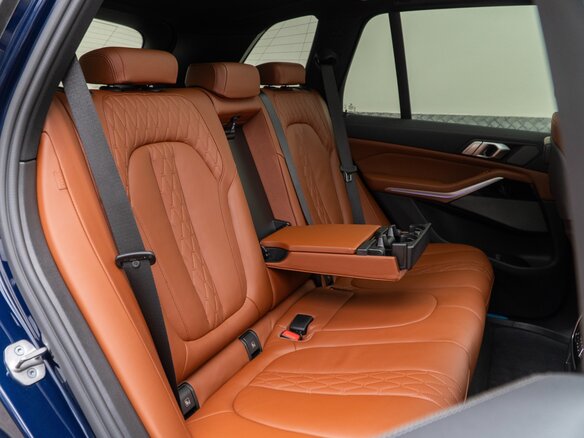 2022 BMW X5 40d IV (G05/G18), синий, 9790000 рублей - вид 30
