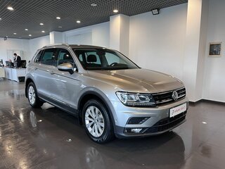 2018 Volkswagen Tiguan II, серебристый, 2550000 рублей, вид 1