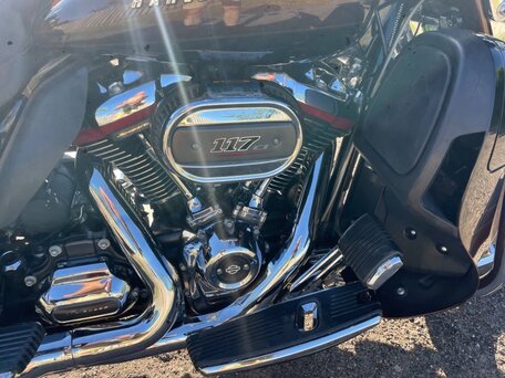 2019 Harley-Davidson CVO Street Glide, коричневый, 1947000 рублей, вид 4