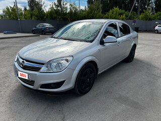 2011 Opel Astra H Рестайлинг, серебристый, 510000 рублей, вид 1