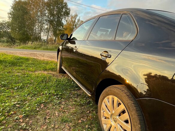 2010 Volkswagen Jetta V, чёрный - вид 5