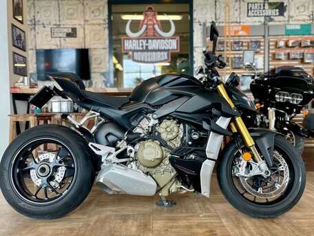 2022 Ducati Streetfighter V4, чёрный, 1900000 рублей, вид 4