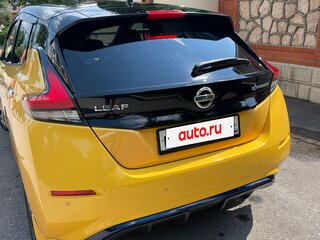 2018 Nissan Leaf II (ZE1), жёлтый, 1700000 рублей, вид 5