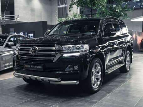 Toyota Land Cruiser 200 Series Рестайлинг 2