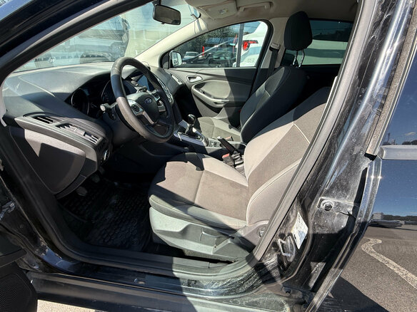 2013 Ford Focus III, чёрный - вид 9