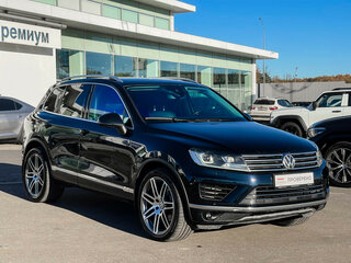 2015 Volkswagen Touareg II Рестайлинг, синий, 2700000 рублей, вид 3