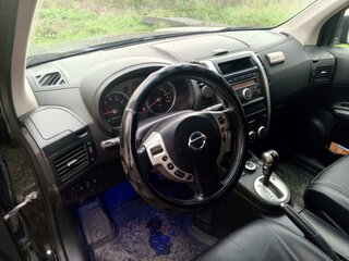 2010 Nissan X-Trail II Рестайлинг, чёрный, 1400000 рублей, вид 4