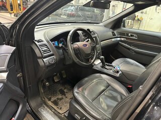 2018 Ford Explorer V Рестайлинг, чёрный, 2674000 рублей, вид 5