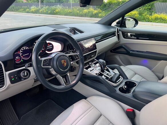 2021 Porsche Cayenne Coupé III, чёрный, 7999000 рублей - вид 12