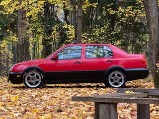 1995 Volkswagen Jetta III, красный, 390000 рублей, вид 3