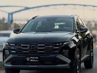 2025 Hyundai Tucson SWB IV Рестайлинг, чёрный, 4215200 рублей, вид 1