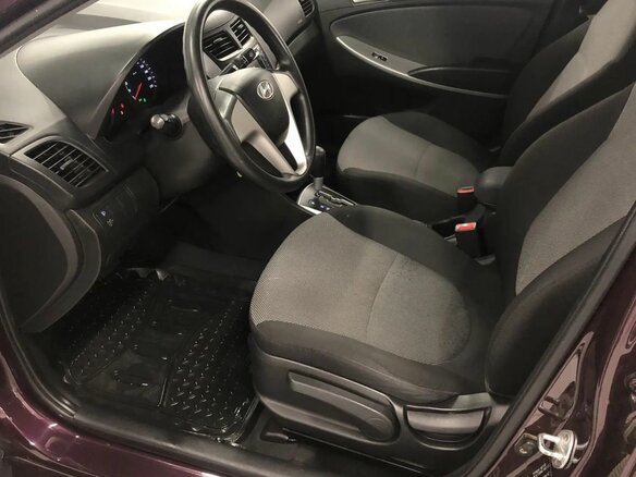 2014 Hyundai Solaris I, фиолетовый, 940000 рублей - вид 17