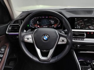 2022 BMW 3 серии 320i VII (G2x), белый, 3900000 рублей, вид 4