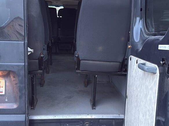 2012 Ford Transit, чёрный, 1050000 рублей - вид 9