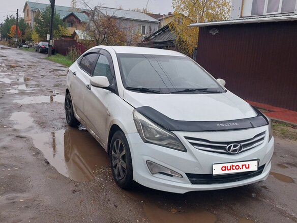 2015 Hyundai Solaris I Рестайлинг, белый, 490000 рублей