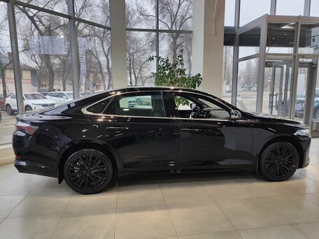 2026 Geely Preface I, чёрный, 3404075 рублей, вид 4