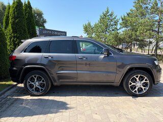 2021 Jeep Grand Cherokee IV (WK2) Рестайлинг, серый, 5650000 рублей, вид 5