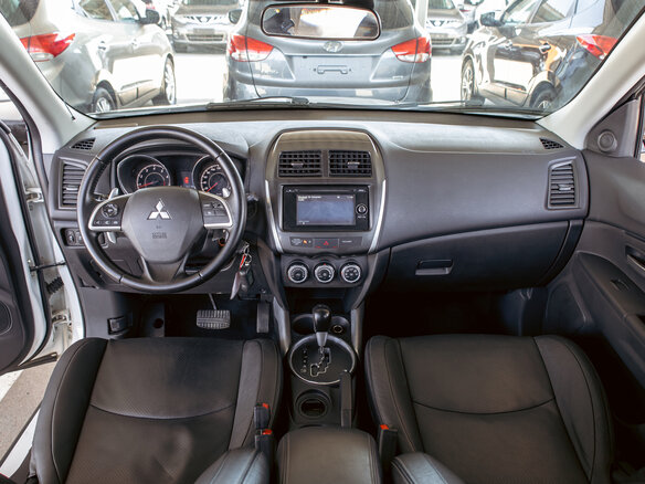 2012 Mitsubishi ASX I Рестайлинг, белый, 1295000 рублей - вид 15