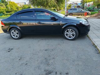 2011 Opel Astra H Рестайлинг, чёрный, 640000 рублей, вид 1
