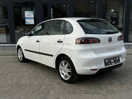 2008 SEAT Ibiza III Рестайлинг, белый, 270000 рублей, вид 4