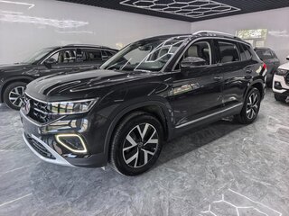 2023 Volkswagen Tayron I Рестайлинг, чёрный, 1860000 рублей, вид 1