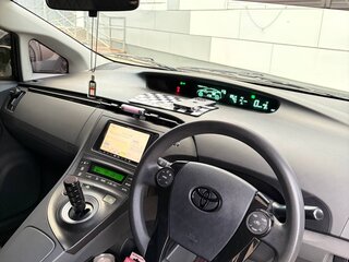 2011 Toyota Prius III (XW30), серый, 1000000 рублей, вид 4