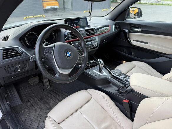 2020 BMW 2 серии F22 Рестайлинг, белый, 3300000 рублей - вид 4