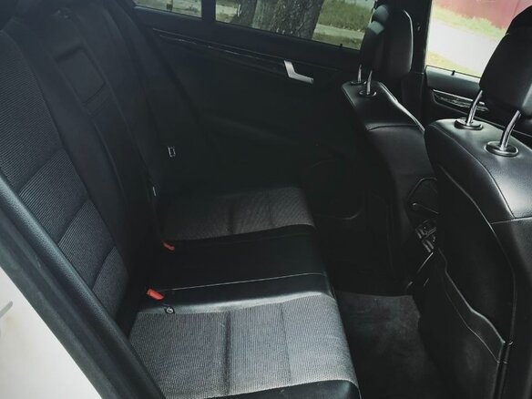 2012 Mercedes-Benz C-Класс 180 BlueEFFICIENCY III (W204) Рестайлинг, белый, 1500000 рублей - вид 9