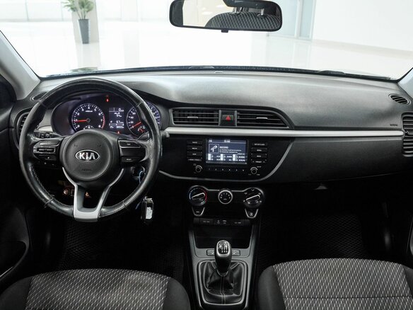 2018 Kia Rio IV, чёрный, 1100000 рублей - вид 9