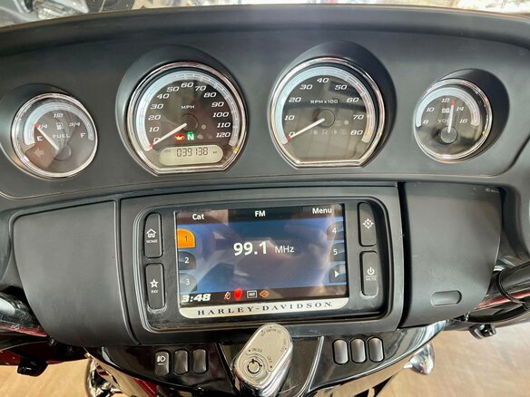 2014 Harley-Davidson Ultra Limited, красный, 1250000 рублей - вид 10