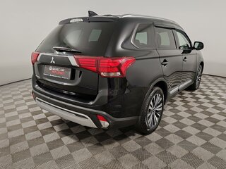 2020 Mitsubishi Outlander III Рестайлинг 3, чёрный, 1999000 рублей, вид 5