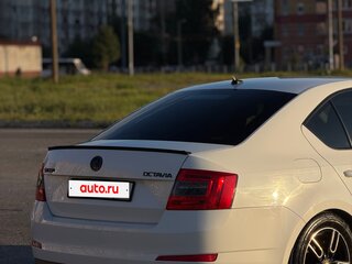 2016 Skoda Octavia III (A7), белый, 1450000 рублей, вид 4