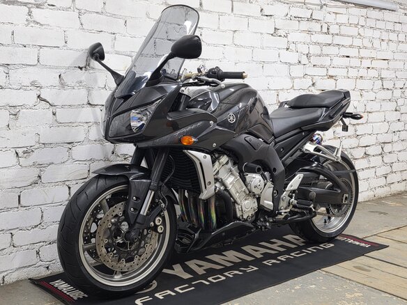 2008 Yamaha FZ1, серый - вид 1