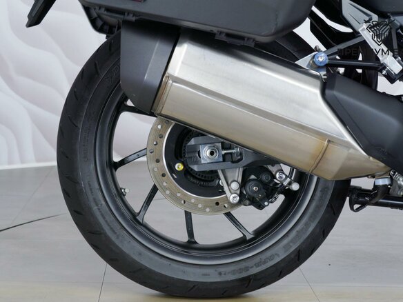 2025 Honda NT1100, серый, 1827000 рублей - вид 8