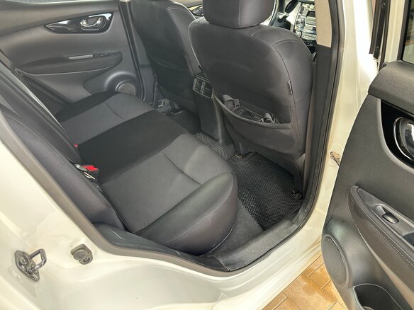 2017 Nissan Qashqai II, белый, 1680000 рублей - вид 11