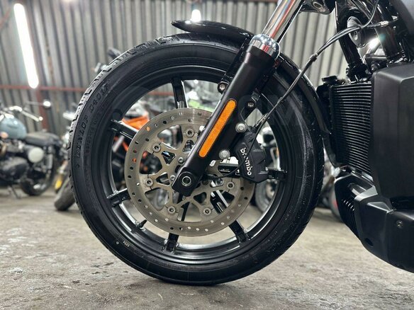 2023 Harley-Davidson Nightster, серый, 920000 рублей - вид 37