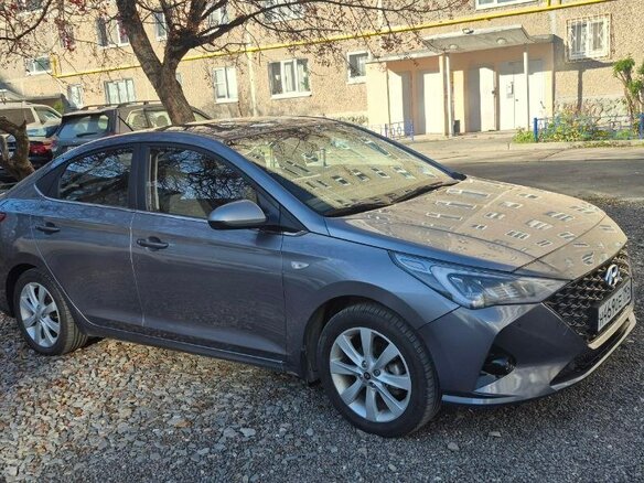 2021 Hyundai Solaris II Рестайлинг, коричневый, 1650000 рублей - вид 5