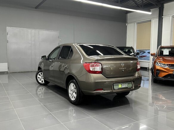 2019 Renault Logan II Рестайлинг, коричневый, 1040000 рублей - вид 5