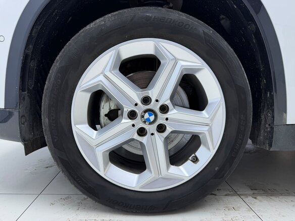 2023 BMW X1 Long 20Li sDrive III (U11/U12), белый, 3040000 рублей - вид 8