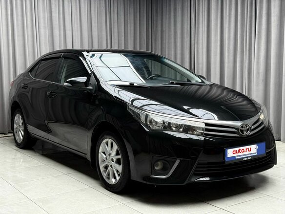 2013 Toyota Corolla XI (E160, E170, E180), чёрный, 1099000 рублей