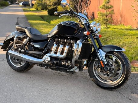 2011 Triumph Rocket 3, чёрный, 1100000 рублей, вид 1