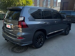 2022 Lexus GX 460 II Рестайлинг 2, серый, 9050000 рублей, вид 4