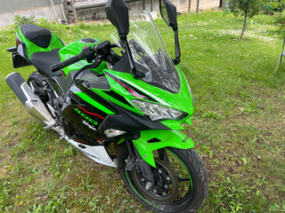2022 Kawasaki Ninja 400, зелёный, 650000 рублей, вид 1