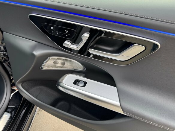 2025 Mercedes-Benz E-Класс 300 VI (W214, S214), чёрный, 8990000 рублей - вид 36