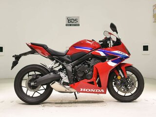 2025 Honda CBR 650R, красный, 1177000 рублей, вид 2