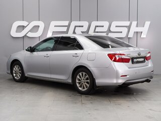 2013 Toyota Camry VII (XV50), серебристый, 1299000 рублей, вид 2